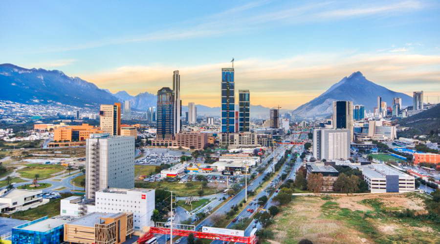 Onze autoverhuurservices bieden een gevarieerde selectie van voertuigen in Monterrey.